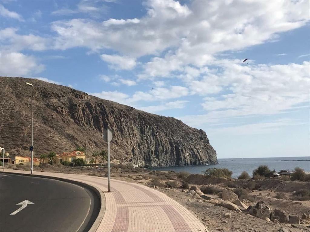 Los Angelitos Los Cristianos  Bagian luar foto
